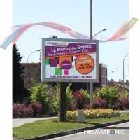 Panneau publicitaire LED